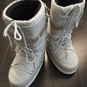 🖤 Love Moschino Grey & Gold Moon Boots 🖤